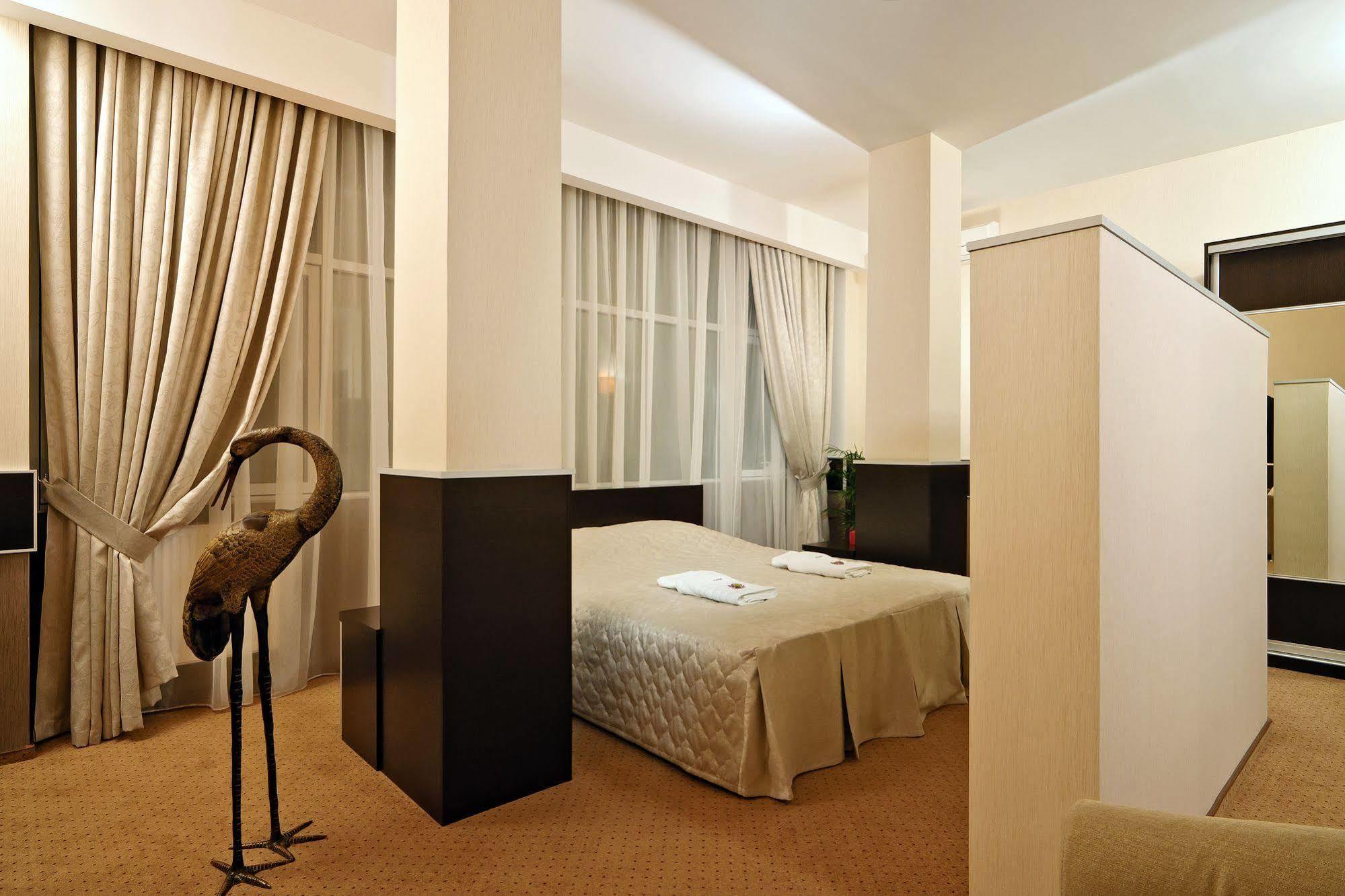 Terra Nova Sport&Spa Hotel Hatne Exterior photo