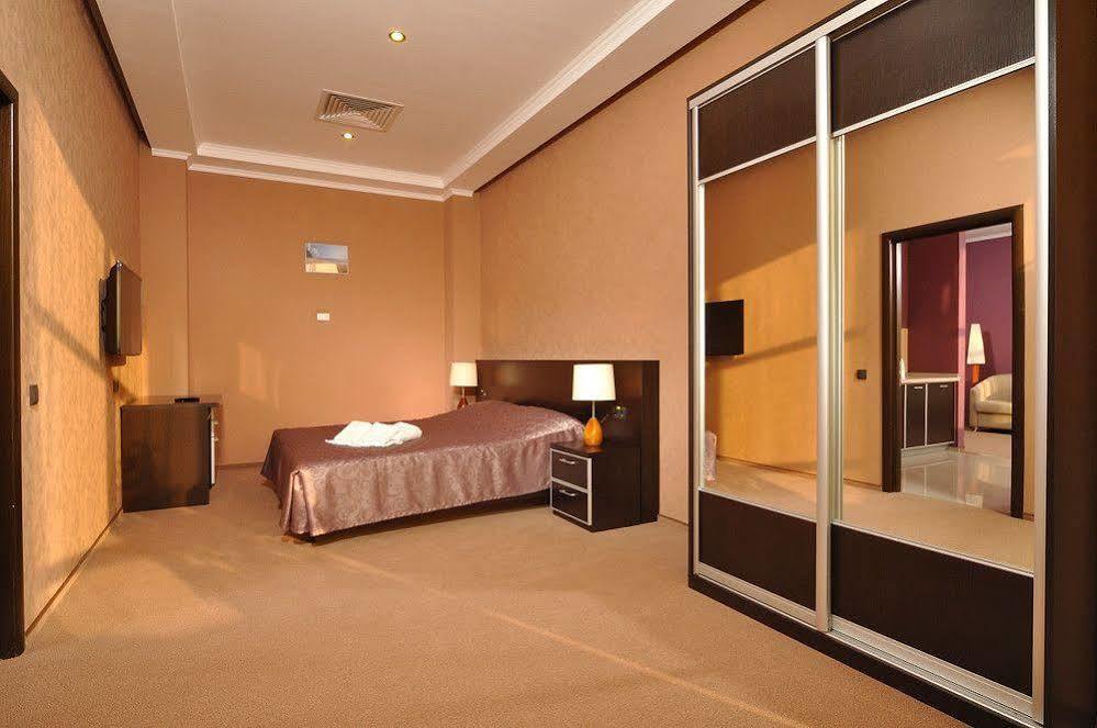 Terra Nova Sport&Spa Hotel Hatne Exterior photo