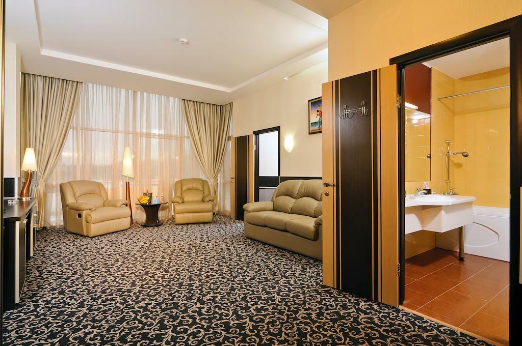 Terra Nova Sport&Spa Hotel Hatne Exterior photo